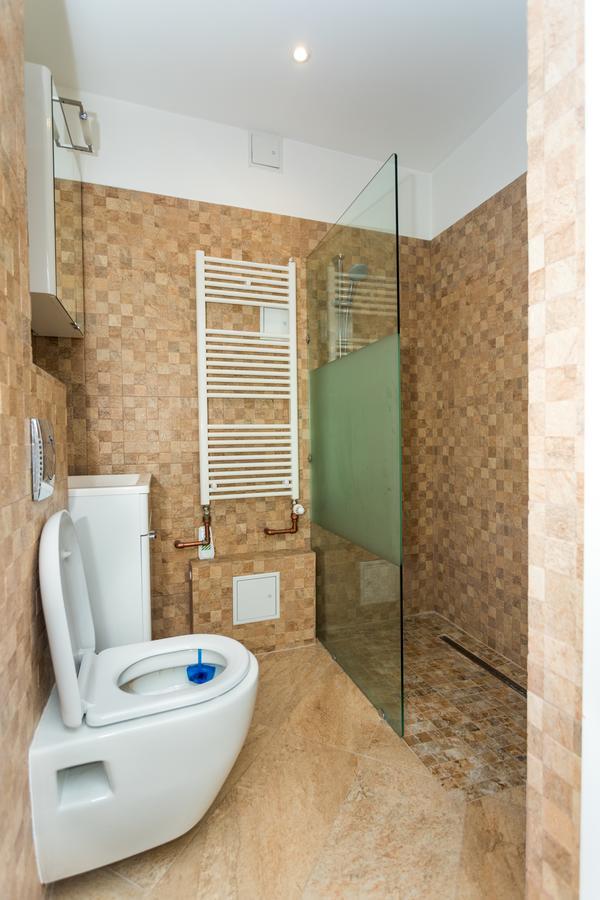 بوخارست Imperial City Center - 1 Bedroom Apartment المظهر الخارجي الصورة
